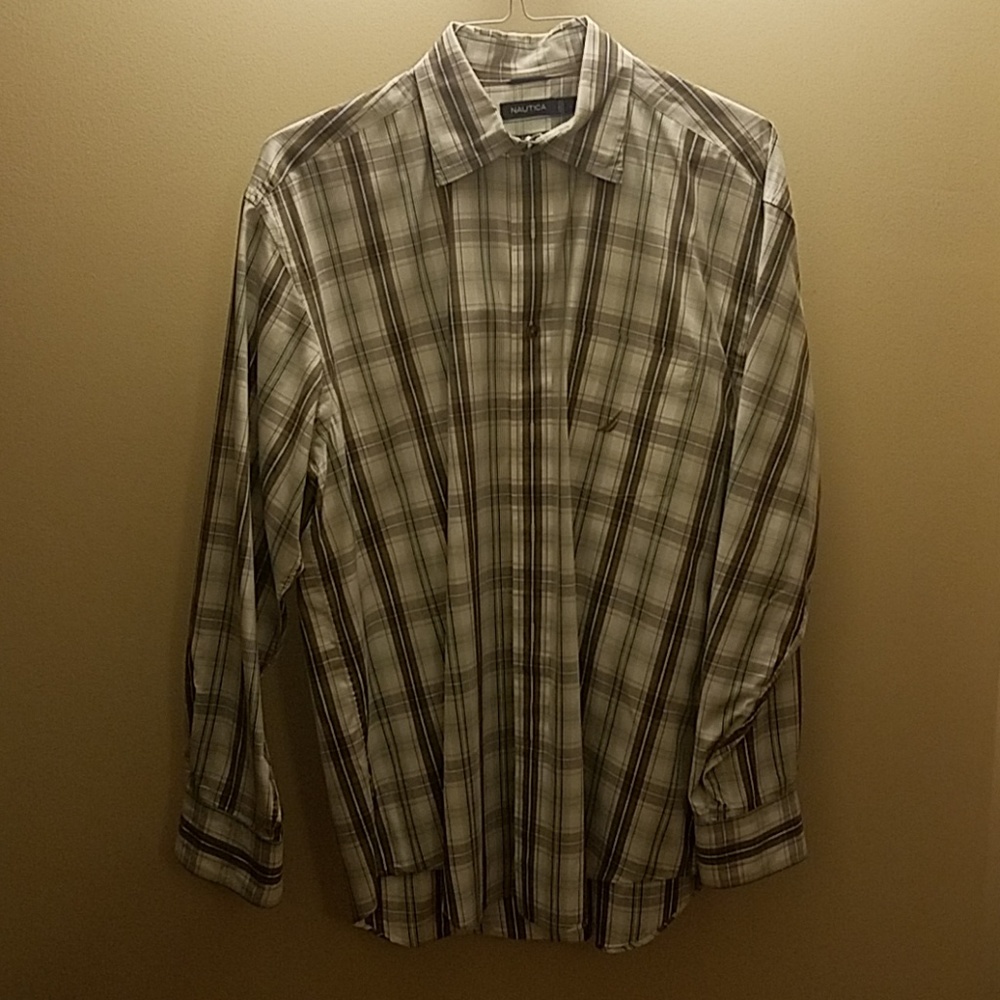 Nautica button up long sleeve shirt size large